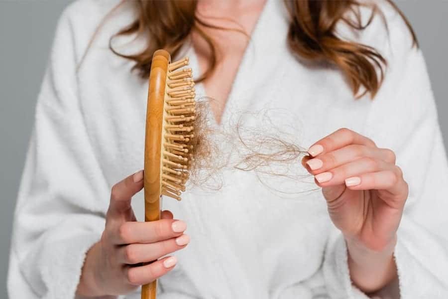 pelade femme cause the clinic paris expert implants capillaire greffe de cheveux france paris